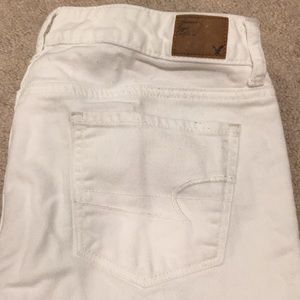 White womens American Eagle jeans